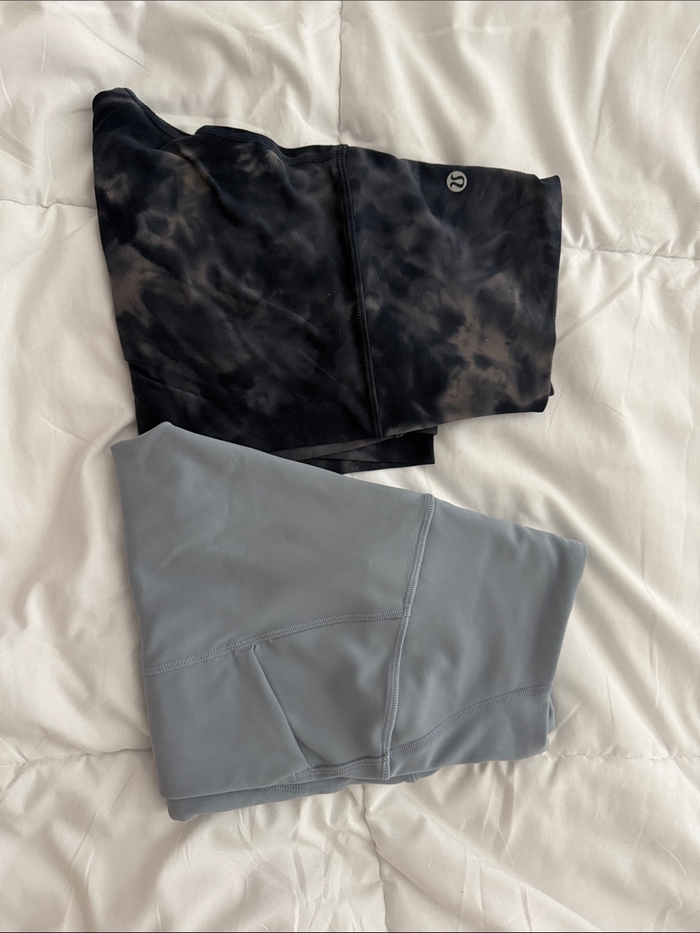 Lululemon Align Tie-Dye Black and Align with pockets light blue leggings Bundle